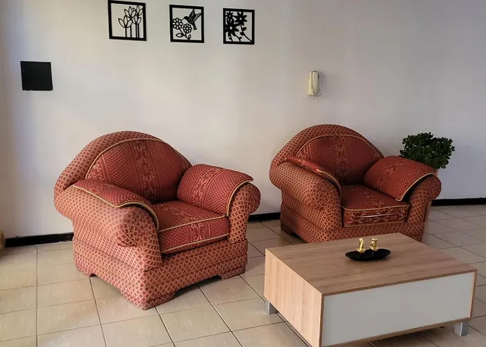 Pedro\'S House, A Metros, Principales Calle Colon Y Aristides