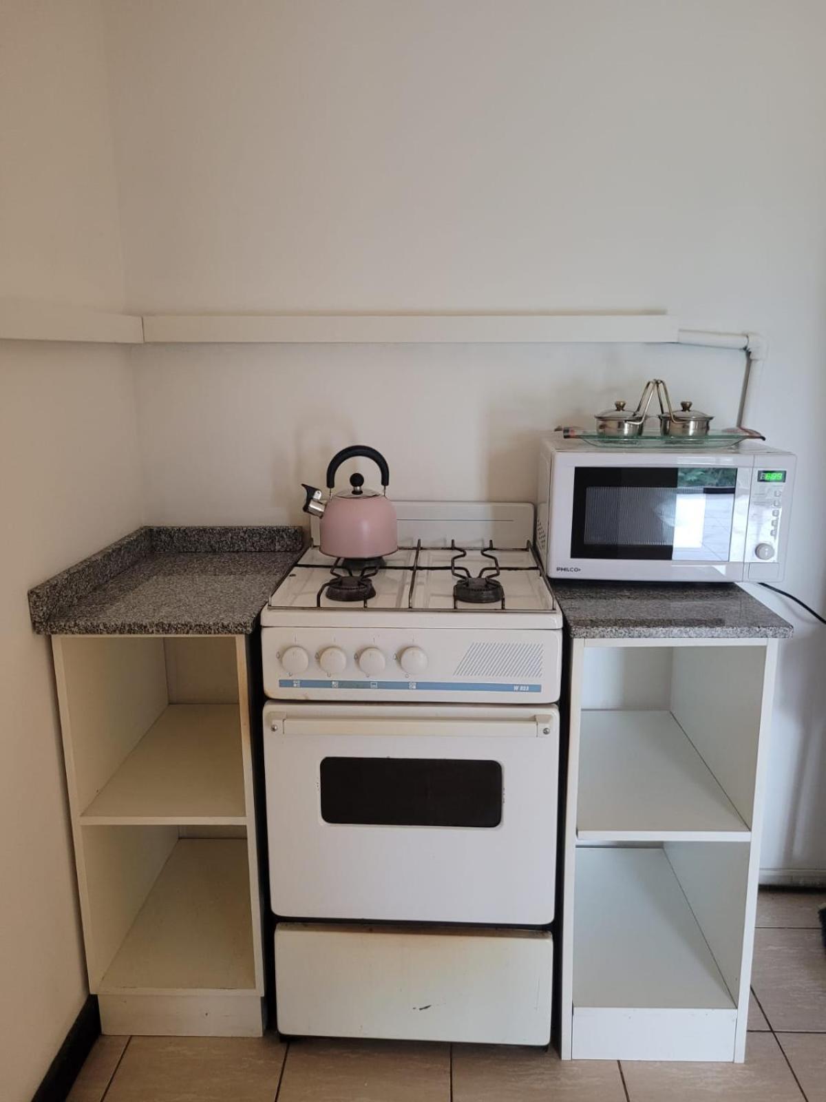 Apartment Pedro's House, A Metros, Principales Calle Colon Y Aristides Mendoza